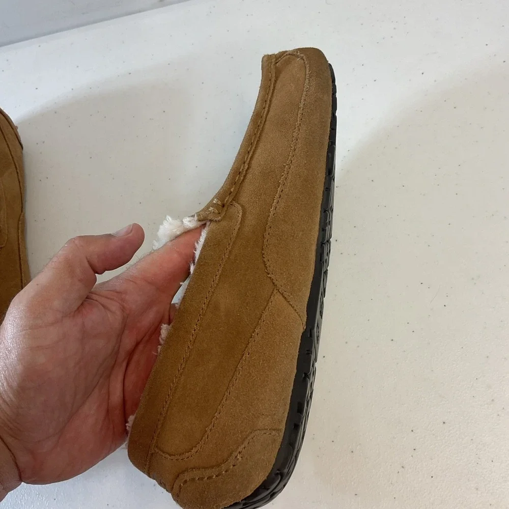 UGG Men's Chestnut Suede Ascot Slippers Size 12 Shearling Cabin Cozy Lounge